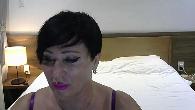 Snapshot of Kleotempt chatting on 06.11.26 Kleotempt online show from 06.11.26