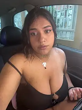 Snapshot of Nahomy_firee chatting on 03.23.26 Nahomy firee online show from 03.23.26