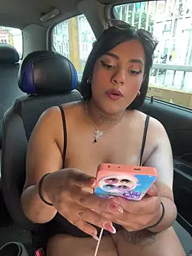 Snapshot of Nahomy_firee chatting on 04.10.26 Nahomy firee online show from 04.10.26