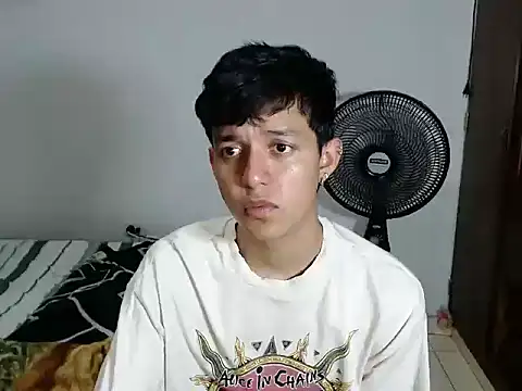 cute jisus online show from 03.23.26