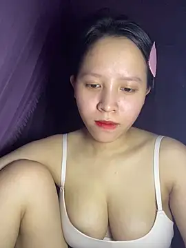 Snapshot of Wet-goodgirl chatting on 04.14.26 Wet-goodgirl online show from 04.14.26