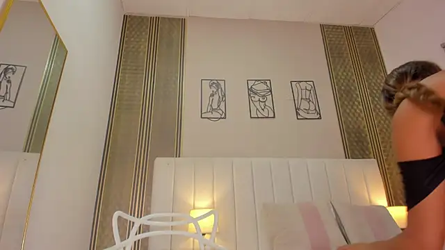 Snapshot of sheila_x chatting on 03.04.26 sheila x online show from 03.04.26