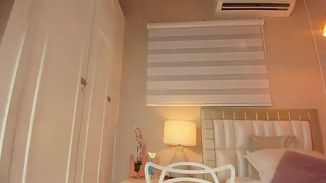 Snapshot of sheila_x chatting on 03.27.26 sheila x online show from 03.27.26