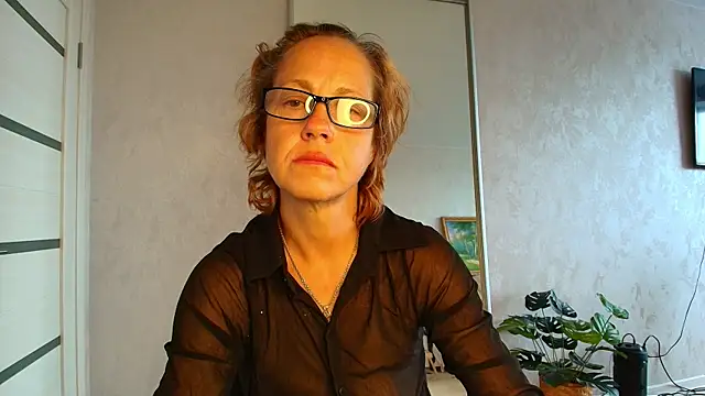 LioraWeiss online show from 07.14.26