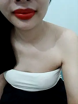 Snapshot of AmberBelle_007 chatting on 04.10.26 AmberBelle 007 online show from 04.10.26