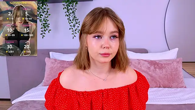 Snapshot of ElaraVance chatting on 07.09.26 ElaraVance online show from 07.09.26