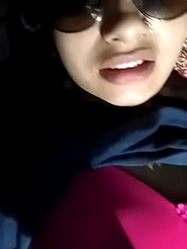 Snapshot of Rashmika_Mandana chatting on 05.14.26 Rashmika Mandana online show from 05.14.26