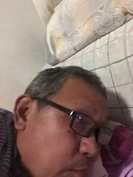 Snapshot of yaocaobi8 chatting on 04.03.26 yaocaobi8 online show from 04.03.26