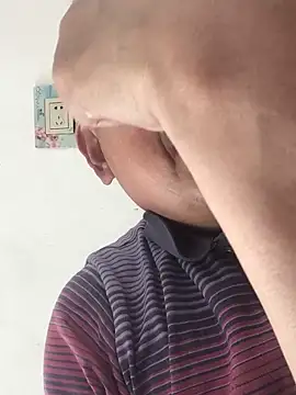 Snapshot of yaocaobi8 chatting on 04.15.26 yaocaobi8 online show from 04.15.26