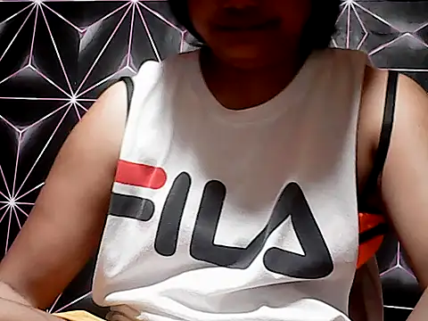 Flowerbebe online show from 05.26.26