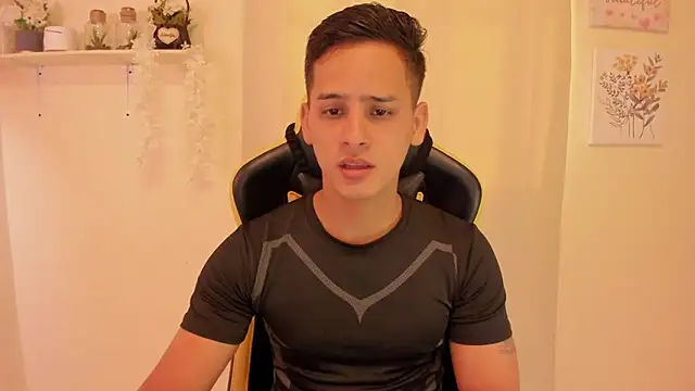 sexy andres01 online show from 04.12.26