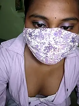 Snapshot of MISS_MADHURIBABY chatting on 04.26.26 MISS MADHURIBABY online show from 04.26.26