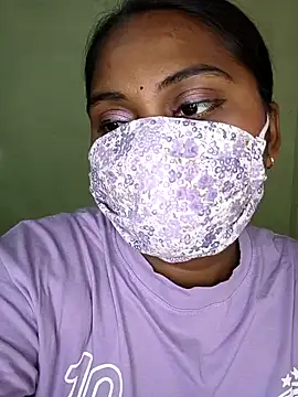 Snapshot of MISS_MADHURIBABY chatting on 05.07.26 MISS MADHURIBABY online show from 05.07.26