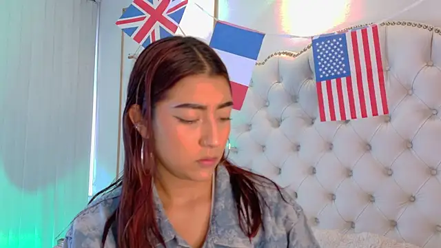 Sara funy online show from 07.04.26