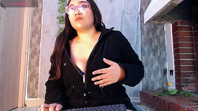 Snapshot of anyela_donecm chatting on 03.19.26 anyela donecm online show from 03.19.26