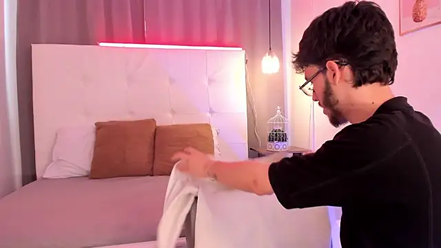 Jason 23   online show from 05.18.26