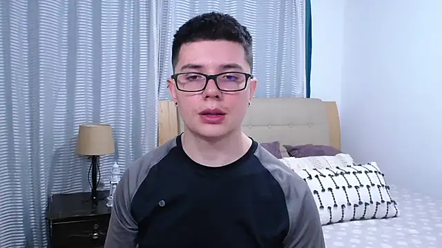 BlackFoXXX69 online show from 04.12.26