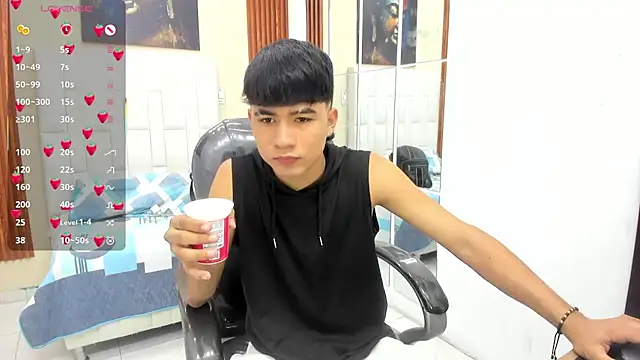 Snapshot of Thiago_collinss chatting on 06.25.26 Thiago collinss online show from 06.25.26
