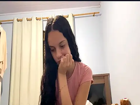 IvyDesirer online show from 02.28.26