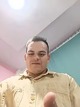 Snapshot of Edwin_Q chatting on 06.21.26 Edwin Q online show from 06.21.26