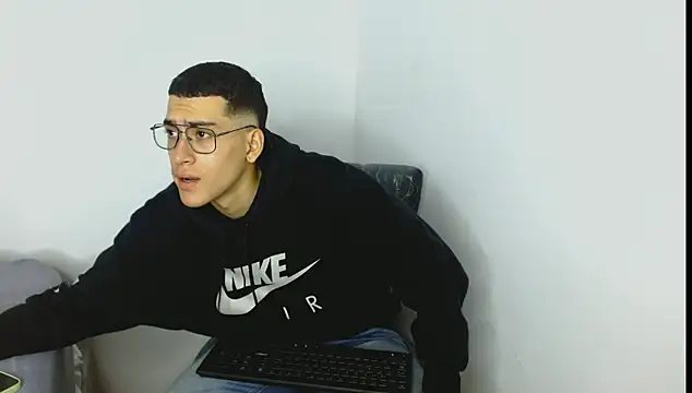 oliver   saint online show from 03.12.26