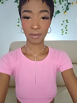 TinnaPeyton online show from 06.12.26