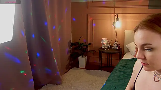 Glow Margo online show from 03.24.26