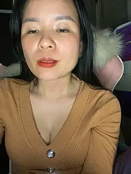 Ivy Trix2 online show from 03.11.26