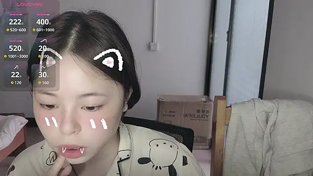 F-Yihao online show from 04.14.26