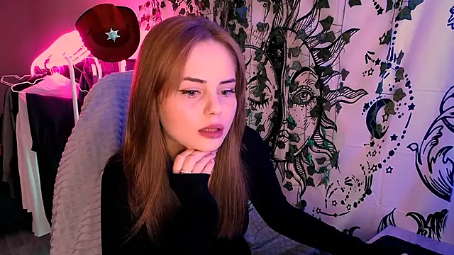 FrancesMiller7 online show from 03.04.26