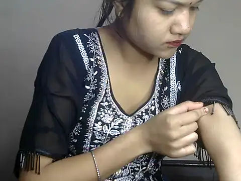 Aani 0 online show from 04.10.26