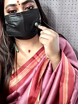 Snapshot of Cutie_Nila chatting on 03.23.26 Cutie Nila online show from 03.23.26