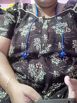 Snapshot of tamil_lathikaaa chatting on 03.08.26 tamil lathikaaa online show from 03.08.26