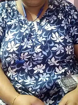 Snapshot of tamil_lathikaaa chatting on 03.12.26 tamil lathikaaa online show from 03.12.26