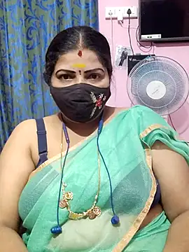 Snapshot of tamil_lathikaaa chatting on 03.23.26 tamil lathikaaa online show from 03.23.26