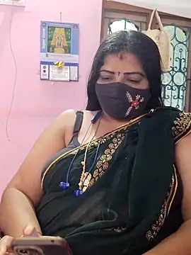 Snapshot of tamil_lathikaaa chatting on 03.27.26 tamil lathikaaa online show from 03.27.26