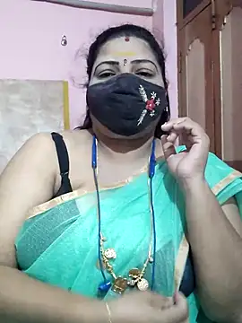 Snapshot of tamil_lathikaaa chatting on 03.30.26 tamil lathikaaa online show from 03.30.26