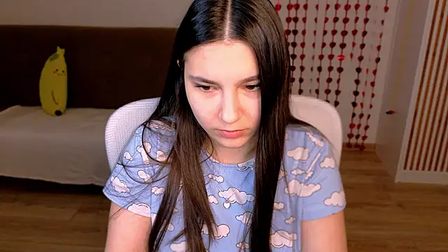 Snapshot of Ari_Grend chatting on 03.01.26 Ari Grend online show from 03.01.26