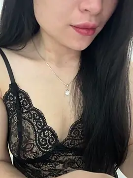 Snapshot of Tinn_tin chatting on 06.03.26 Tinn tin online show from 06.03.26