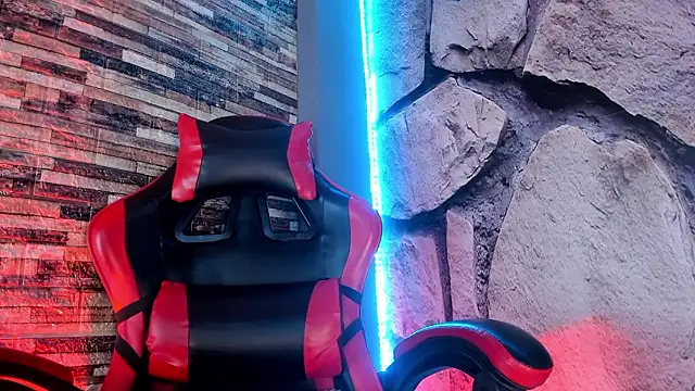  Macadamiia  online show from 03.21.26