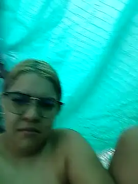 Snapshot of single_kitten chatting on 04.03.26 single kitten online show from 04.03.26