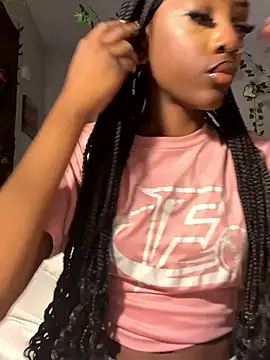 Snapshot of Loopsies chatting on 03.03.26 Loopsies online show from 03.03.26