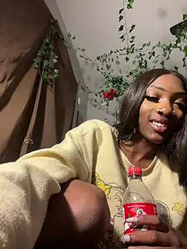 Snapshot of Loopsies chatting on 03.16.26 Loopsies online show from 03.16.26