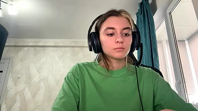 Snapshot of PluralPalaver chatting on 02.27.26 PluralPalaver online show from 02.27.26