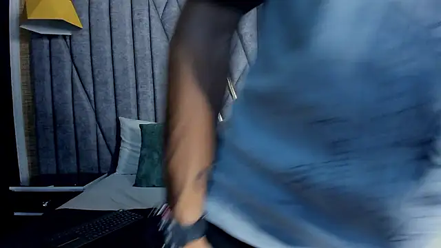 Snapshot of DanteLuxx chatting on 03.03.26 DanteLuxx online show from 03.03.26