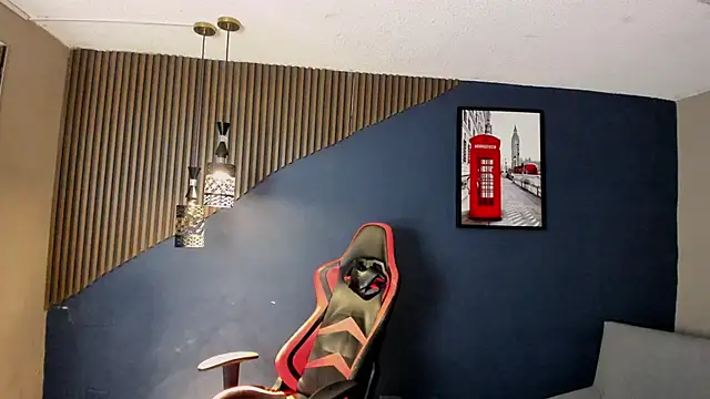 Snapshot of DanteLuxx chatting on 03.23.26 DanteLuxx online show from 03.23.26