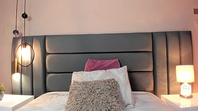 AitanaSantoss online show from 02.27.26