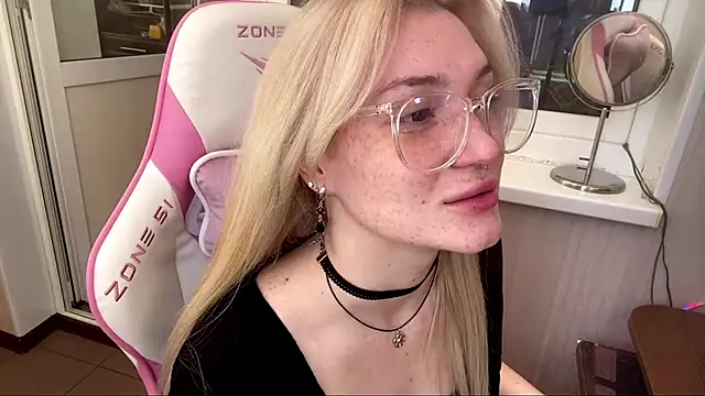 Snapshot of Just_Ash chatting on 03.01.26 Just Ash online show from 03.01.26