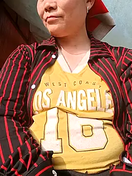 Snapshot of Lindxx-hot chatting on 03.03.26 Lindxx-hot online show from 03.03.26