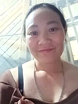 Snapshot of Lindxx-hot chatting on 03.21.26 Lindxx-hot online show from 03.21.26